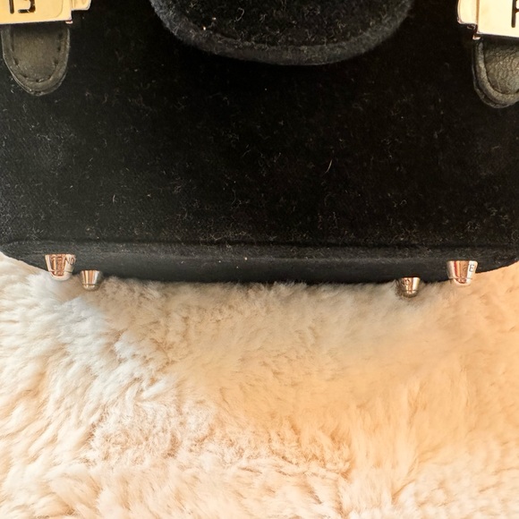 FENDI RARE velour FF two way shoulder/crossbody handbag - Picture 8 of 16